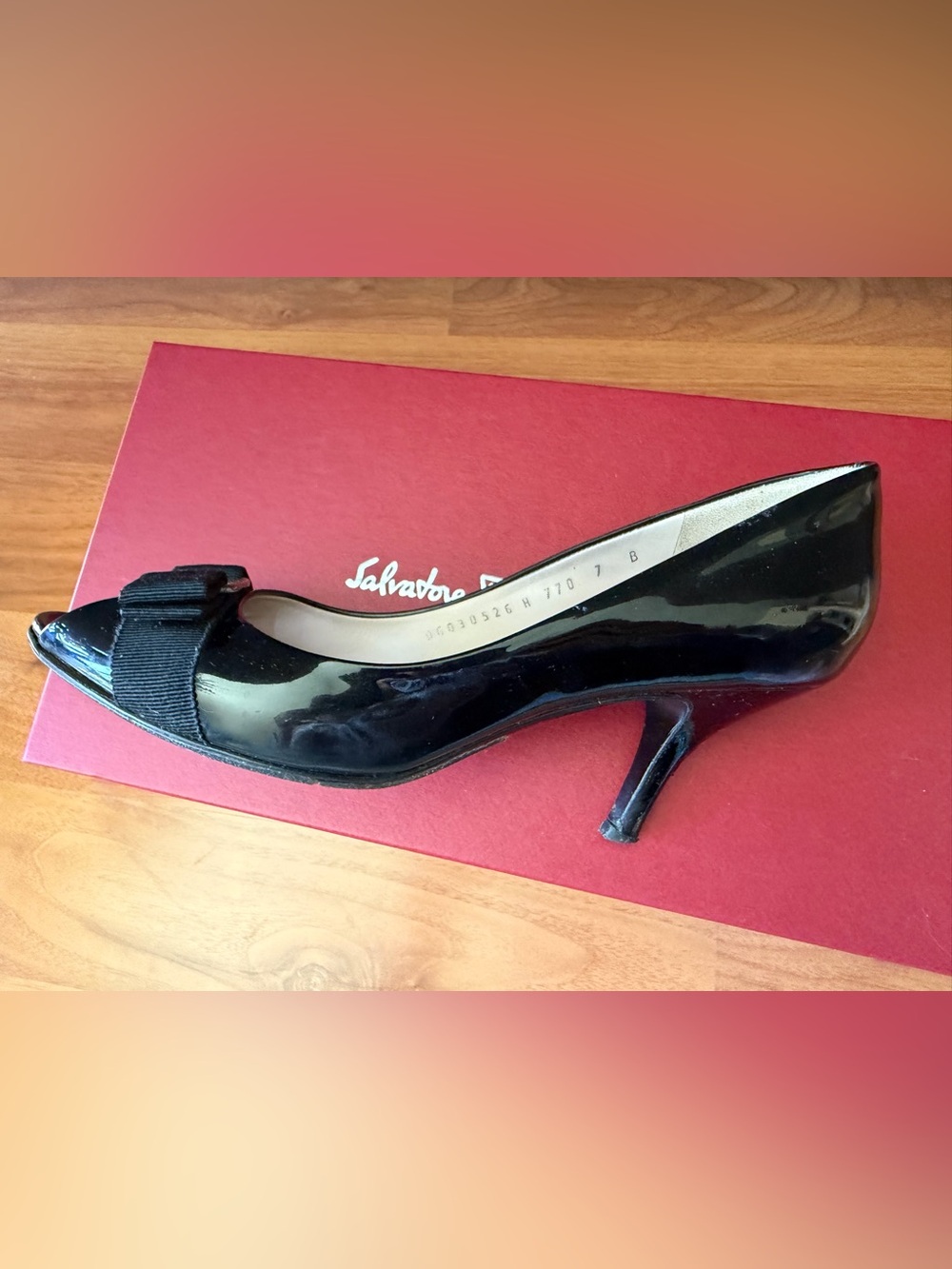 Salvatore Ferragamo Black Patent Peep-Toe Pumps with Bow size 7B - Picture 5 of 16